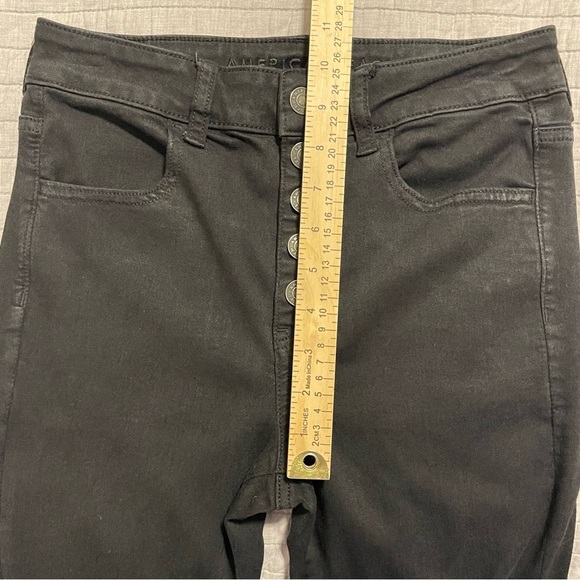American Eagle Black Super Hi-Rise Jegging Distressed 4 Regular - Picture 3 of 9